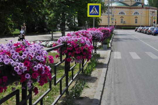Фото 5 Вазон для цветов на ограждения, г.Москва 2015