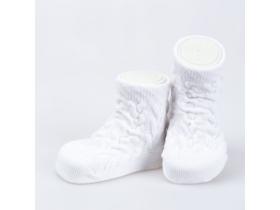 Ажурные носочки для новорожденных
