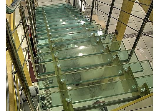 Фото 5 Лестницы из стекла, г.Казань 2017