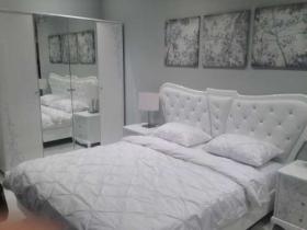 Спальные гарнитуры в белом цвете