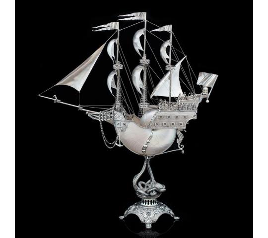 Фото 2 Корабль сувенирный из серебра «Белая жемчужина», г.Москва 2023