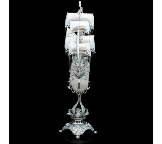 Фото 3 Корабль сувенирный из серебра «Белая жемчужина», г.Москва 2023