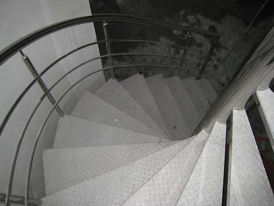 Фото 2 Винтовые лестницы, г.Москва 2023