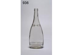 Фото 1 Бутылка из белого стекла, г.Владикавказ 2023