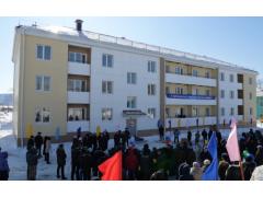 В Николаевске-на-Амуре Хабаровского края сдан дом для переселенцев из аварийного жилья В Николаевске-на-Амуре Хабаровского края сдан дом для переселенцев из аварийного жилья