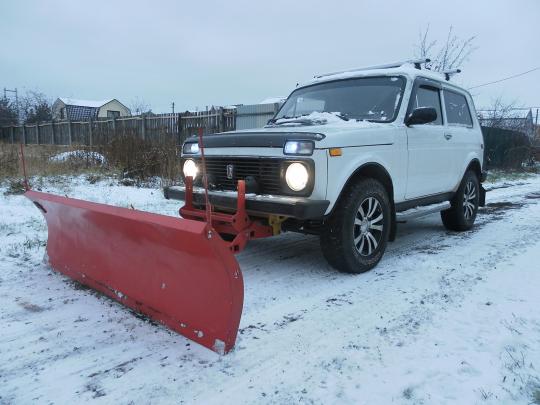 Снегоуборочный отвал на ВАЗ-2123 Chevrolet Niva с 