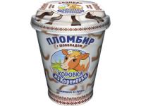 Мороженое в пластиковом стакане