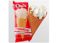Мороженое в вафельном рожке