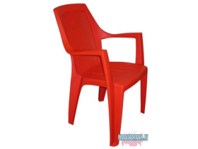 Стул-кресло из пластика