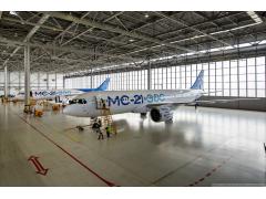 Два MC-21-300 в ангаре ЛИИ в Жуковском Два MC-21-300 в ангаре ЛИИ в Жуковском