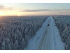 В Коми открыт 46-километровый участок трассы Сыктывкар — Нарьян-Мар В Коми открыт 46-километровый участок трассы Сыктывкар — Нарьян-Мар