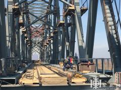 Россия завершила возведение своей части ж/д моста через Амур Россия завершила возведение своей части ж/д моста через Амур
