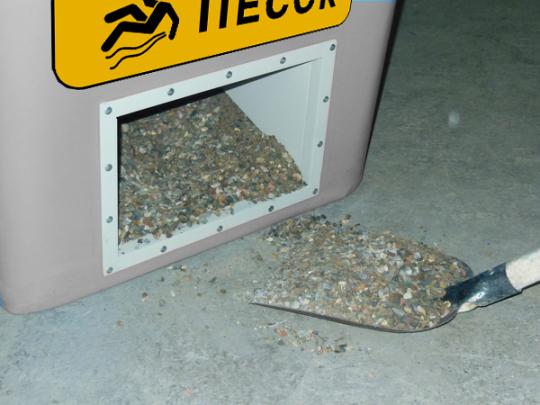 Фото 2 Ящик для песка 0,3 куб.м. (мах. 600 кг) Евростандарт 300/600 л/кг 2014