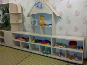 Стенка-домик для детского сада