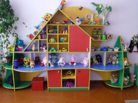 Стенка-домик для детского сада