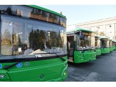 В Челябинск прибыли первые 17 новых низкопольных автобусов В Челябинск прибыли первые 17 новых низкопольных автобусов