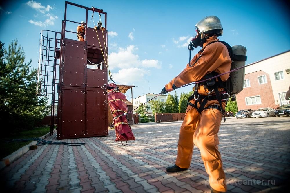 Аварийно спасательный комплекс. Учебно-тренировочный комплекс куб-3. Учебно-тренировочный комплекс для спасателей куб-3. Тренажер куб 3. ЦАСФ Новомосковск.