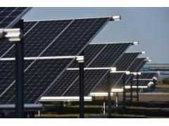 Первая в Омской области солнечная электростанция открылась на НПЗ «Газпром нефти» Первая в Омской области солнечная электростанция открылась на НПЗ «Газпром нефти»