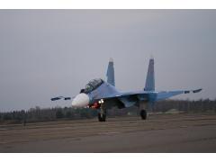 Первые два Су-30СМ из 12 запланированных к поставке прибыли из России в Белоруссию Первые два Су-30СМ из 12 запланированных к поставке прибыли из России в Белоруссию