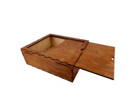 Деревянная коробка из фанеры
