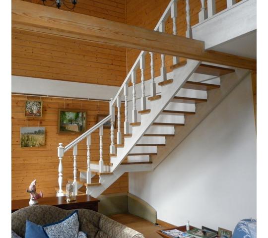 Фото 6 Лестницы из массива дерева 2014