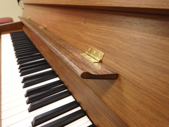 Фото 3 Пианино «МИХАИЛ ГЛИНКА М-3» орех сатинированное, г.Санкт-Петербург 2020