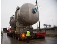 На стройплощадку будущего этиленового комплекса ЭП-600 доставили оборудование На стройплощадку будущего этиленового комплекса ЭП-600 доставили оборудование