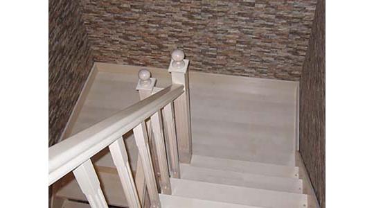 Фото 3 лестница с площадкой из березы