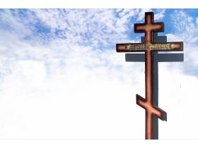 Крест деревянный лак Сосна «Золотое распятие»