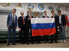 Сборная России завоевала 4 золотые медали на Международной химической олимпиаде Сборная России завоевала 4 золотые медали на Международной химической олимпиаде
