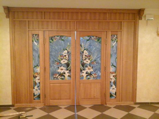 Фото 7 Межкомнатная дверь из сосны с витражом.