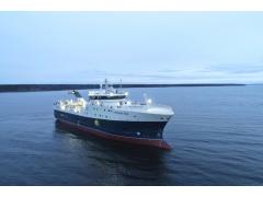 На траулере «Норвежское море» подняли флаг Российской Федерации На траулере «Норвежское море» подняли флаг Российской Федерации
