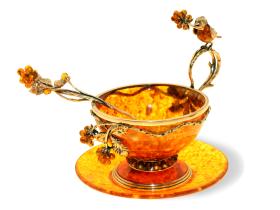 Чашка чайная из натурального янтаря «Малиновка»