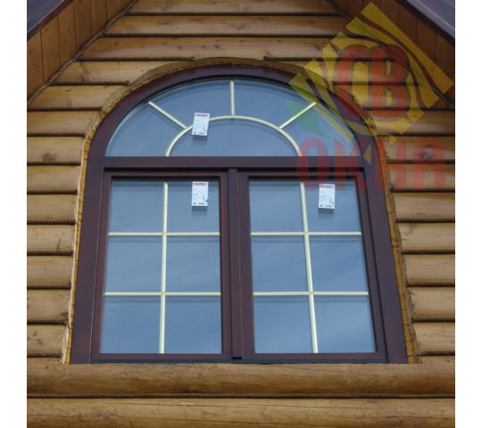 Фото 17 Арочное деревянное окно из лиственницы цвет махагон 2022