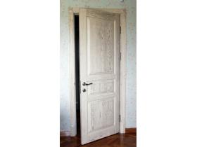 Межкомнатная дверь деревянная