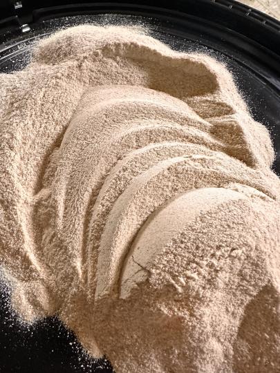 Фото №1 на стенде Производитель панировочных сухарей «ИП НИКОЯН А.А», г.Малоярославец. 732317 картинка из каталога «Производство России».