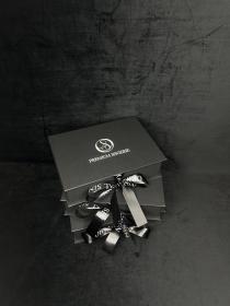Коробка книжка с атласными лентами