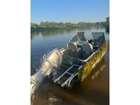 Инновационная скоростная лодка «Ёрш 3912 R»