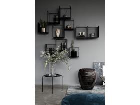 Столы и стулья