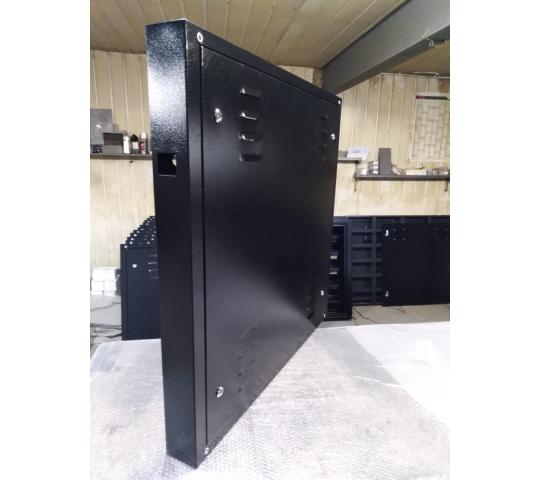 767861 картинка каталога «Производство России». Продукция Кабинеты для LED экранов 960х960 тыл, г.Киров 2025 Фото 2 Кабинет960х960 для лед экрана тыловой 2025