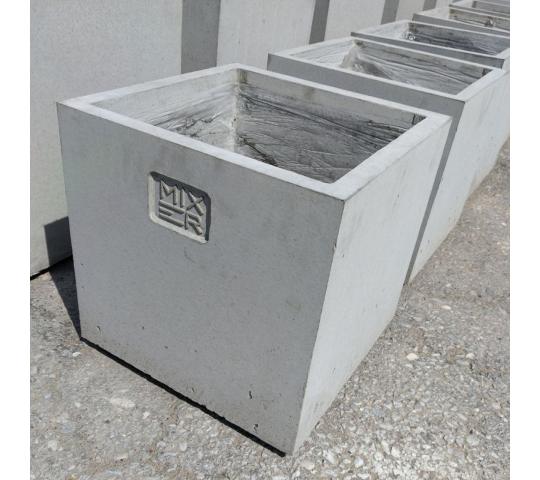 Фото 8 Вазон квадратный уличный «Куб Малый», г.Астрахань 2025