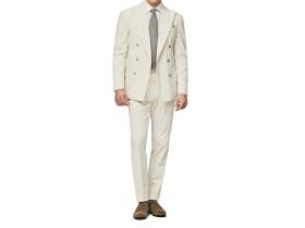 Вельветовый костюм белого цвета с серым отливом