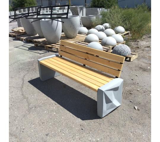 Фото 3 Скамейка бетонная со спинкой №203, г.Астрахань 2025