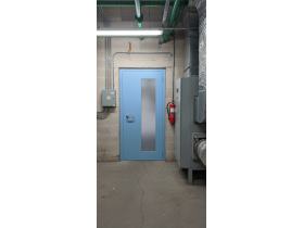 Дверь противопожарная с остеклением