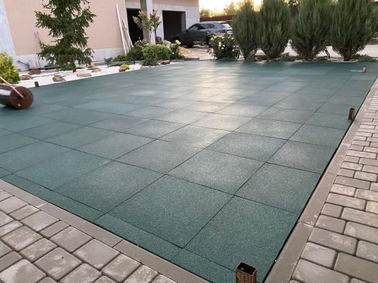 Фото 14 плитка из резиновой крошки 500х500х40 мм