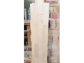 Стеновой паркет из липы с горячим тиснением