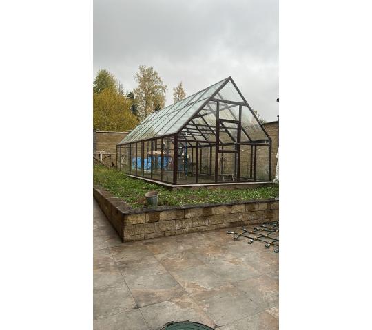Фото №1 на стенде Стеклянная алюминиевая теплица. 769829 картинка из каталога «Производство России».