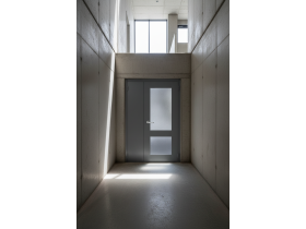 Противодымные противопожарные двери