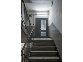 Противопожарные двери лестничных клеток