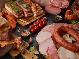 Оптовые поставки натуральных мясных деликатесов от ООО "Мясопродукт": Надежный партнер для вашего бизнеса!